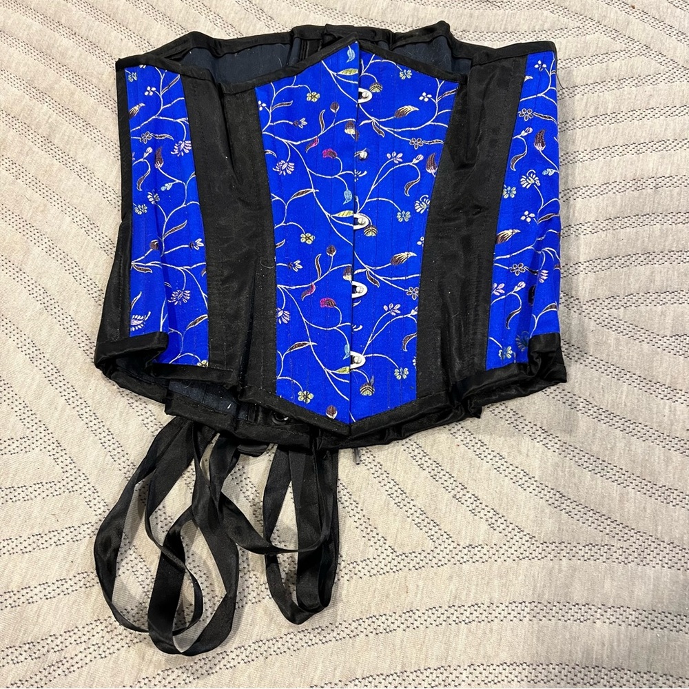 Floral Blue and Black Waist Cincher